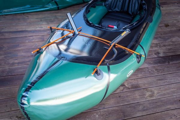 Rodrig packraft vapateline asennetuna MRS Nomad